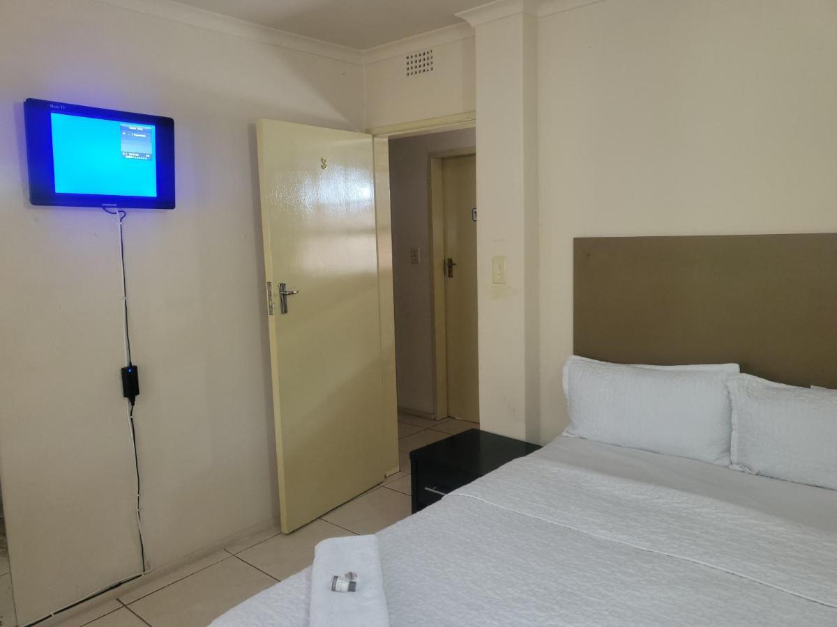 Albatrossways Lodge Sandton Ngoại thất bức ảnh